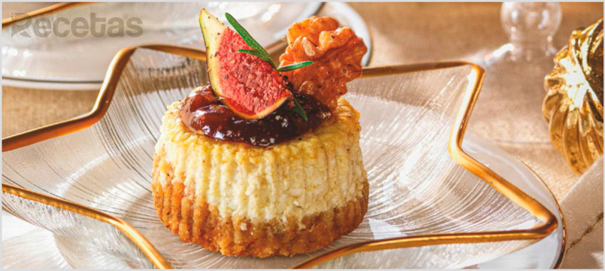 Minicheesecakes de Gorgonzola y Coulis de Higos